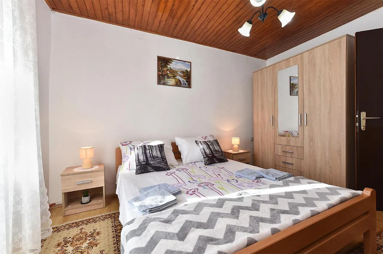 Holiday home House Smoljanci 1009 Villa Croatia
