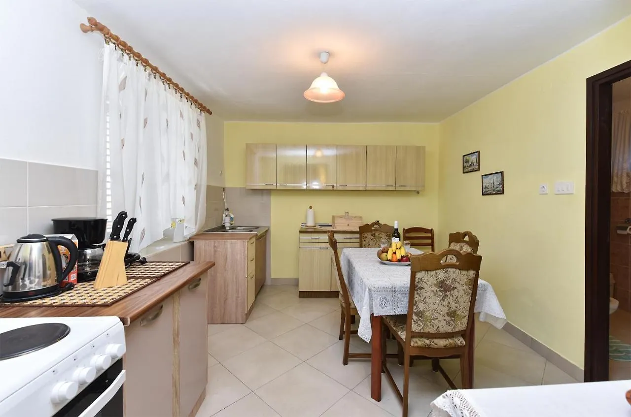 House Smoljanci 1009 Villa Holiday home