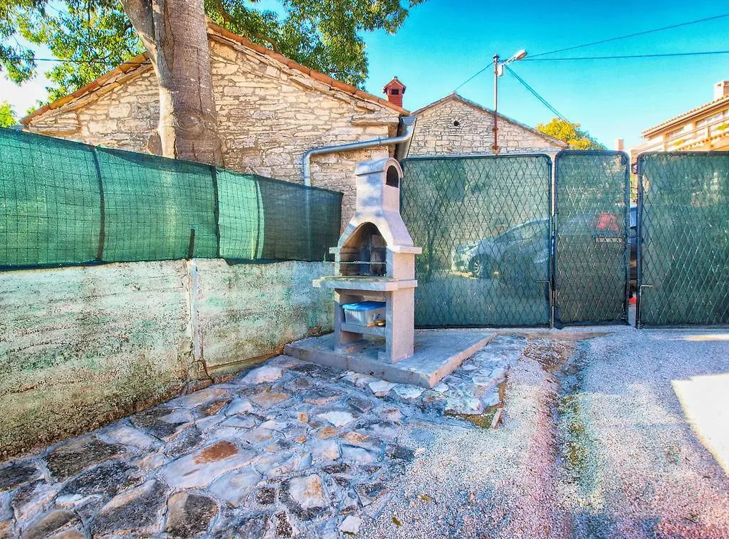 House Smoljanci 1009 Villa Holiday home