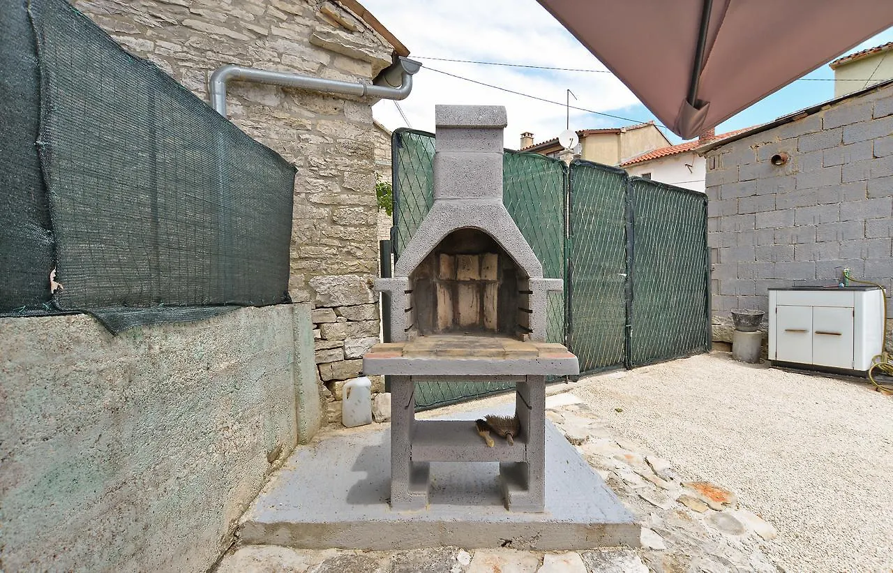 House Smoljanci 1009 Villa Holiday home